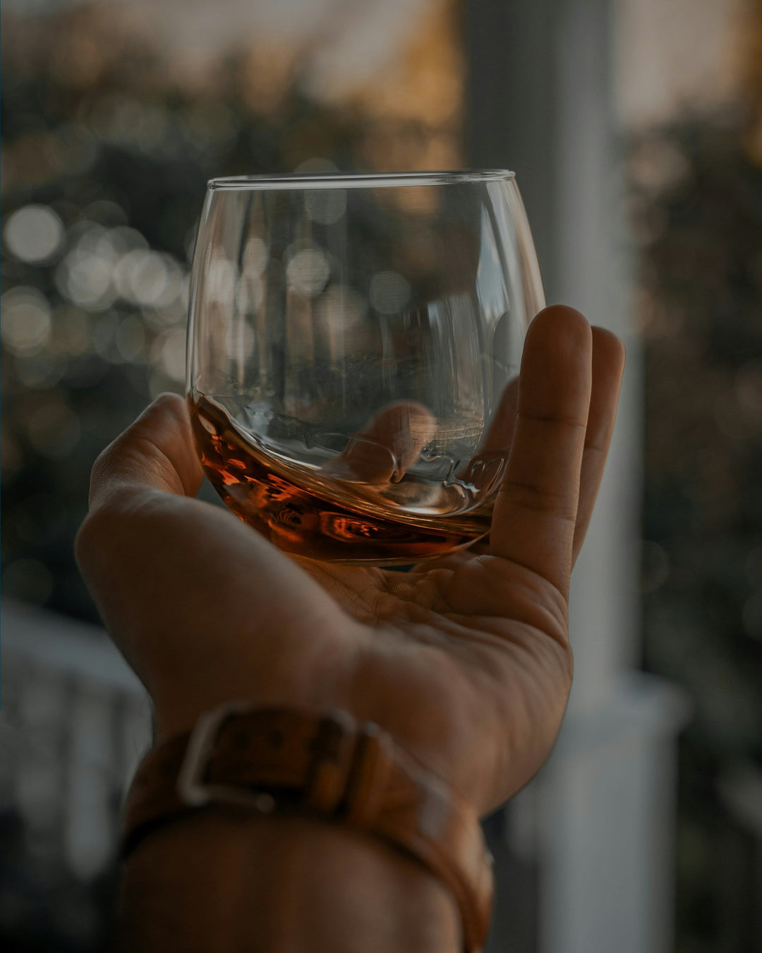 The Real Difference Between Scotch and Bourbon: A Complete Guide (2025)